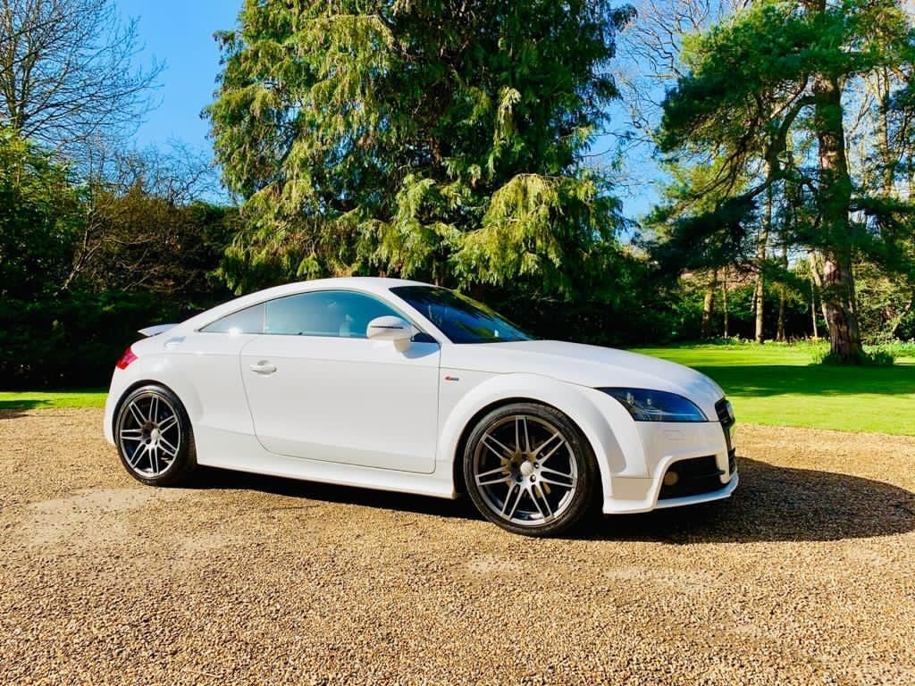 Audi TT 2012 in St. Albans