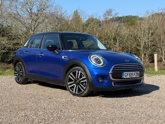 Mini Hatch 2019