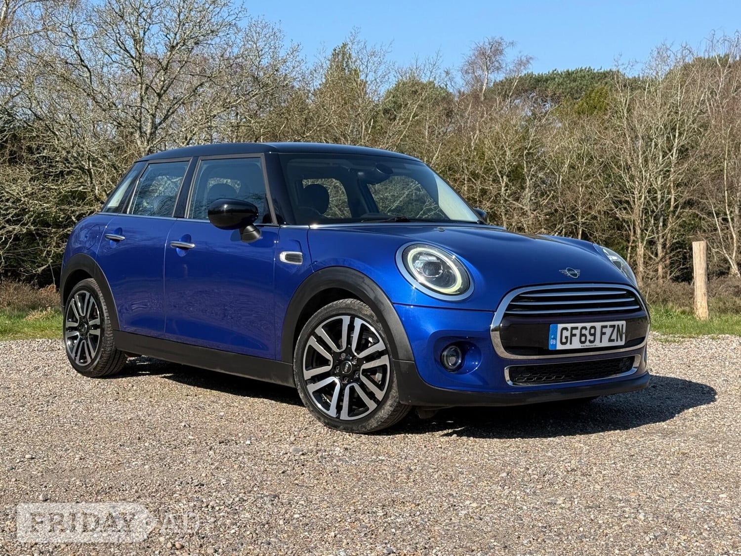 Mini Hatch 2019 in Bromley