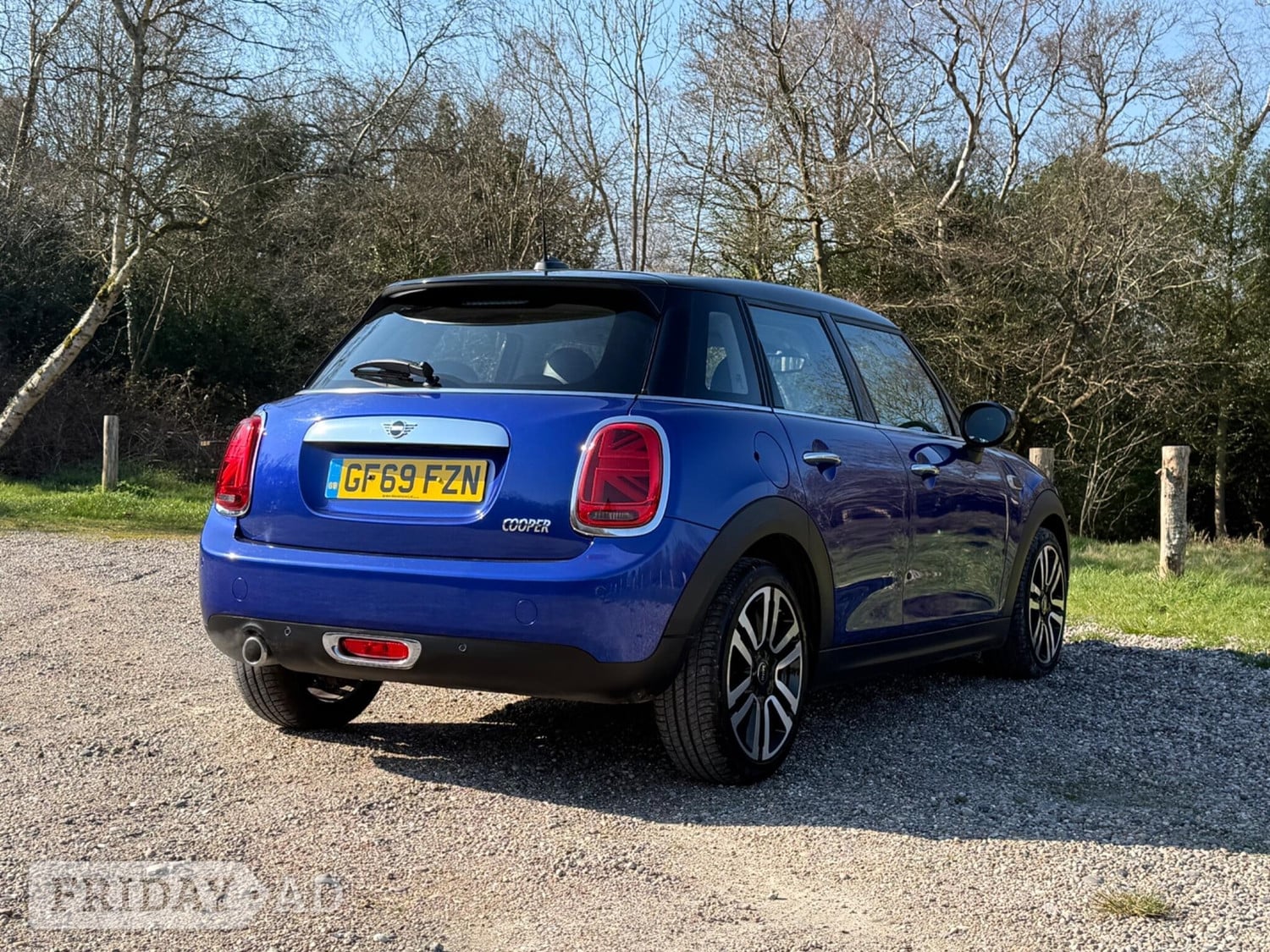 [ berth ]Mini Hatch