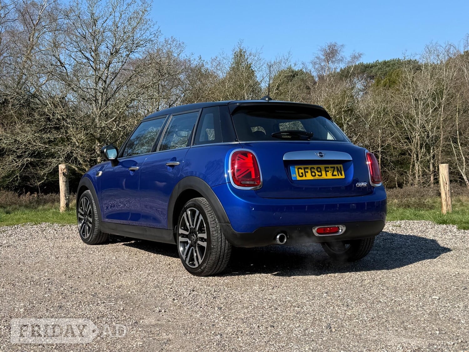 Mini Hatch 2019 - Cars