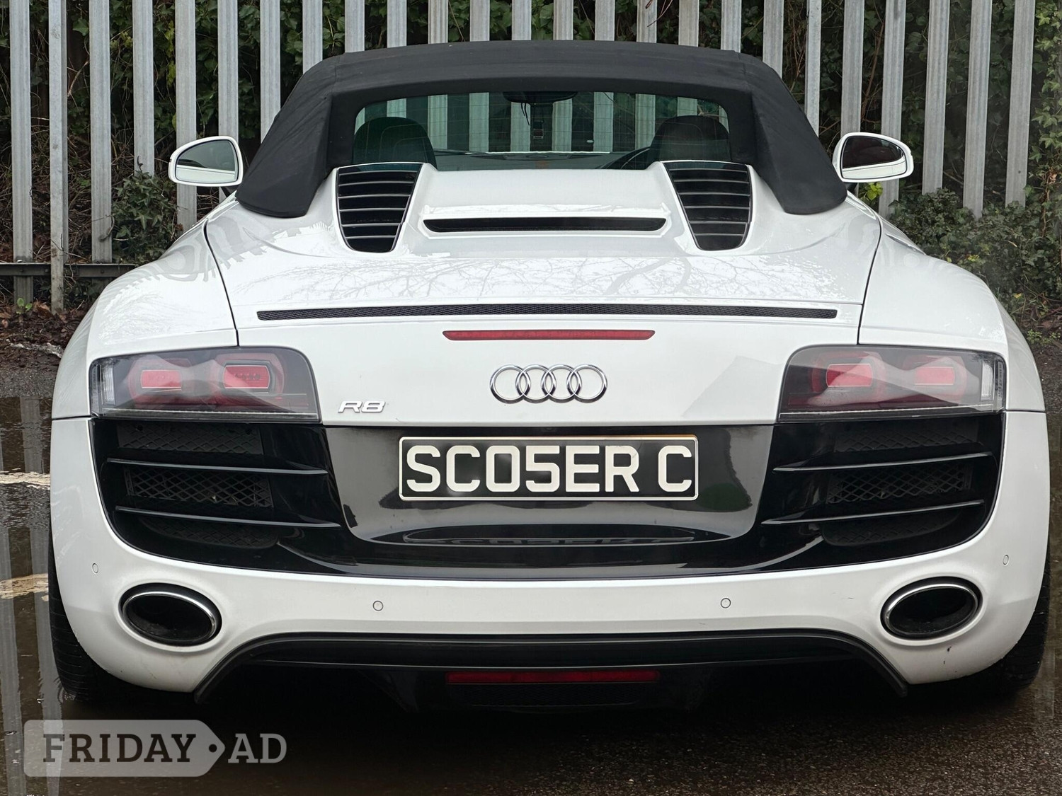Audi R8 2012 - Cars