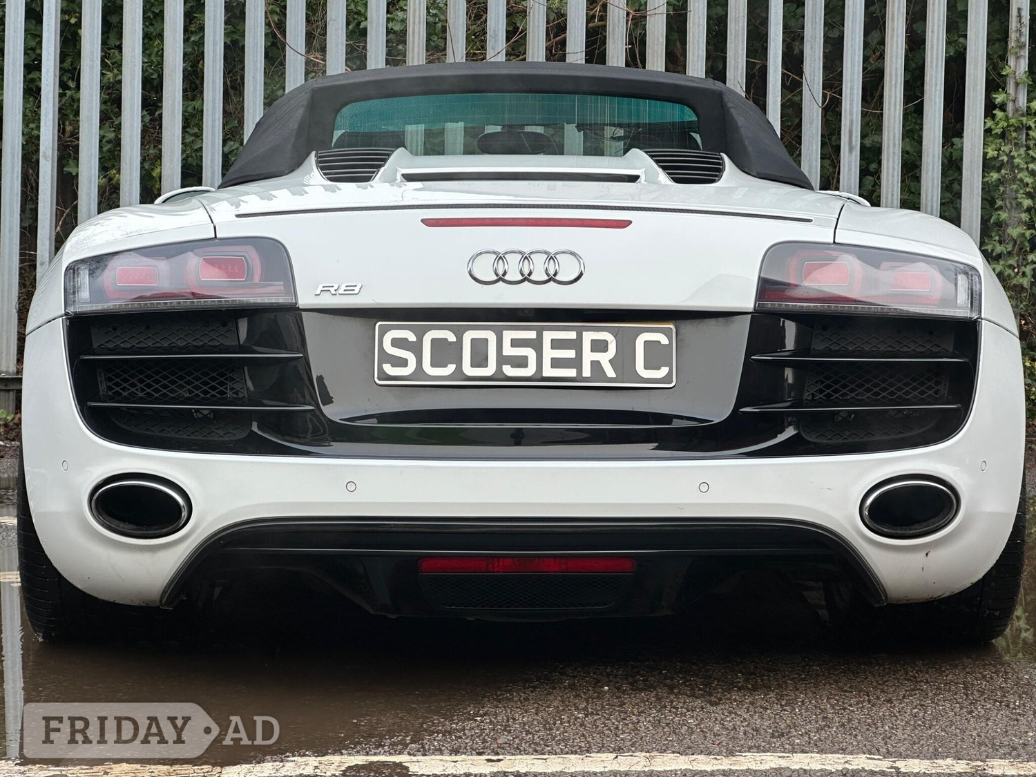 Audi R8 2012 - Cars in Cardiff