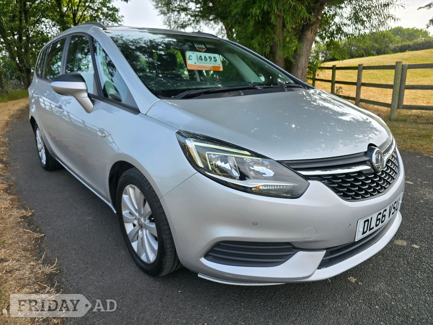 Vauxhall Zafira Tourer 2016 in Weymouth