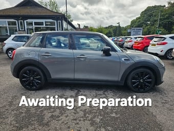 Mini Hatch 2019