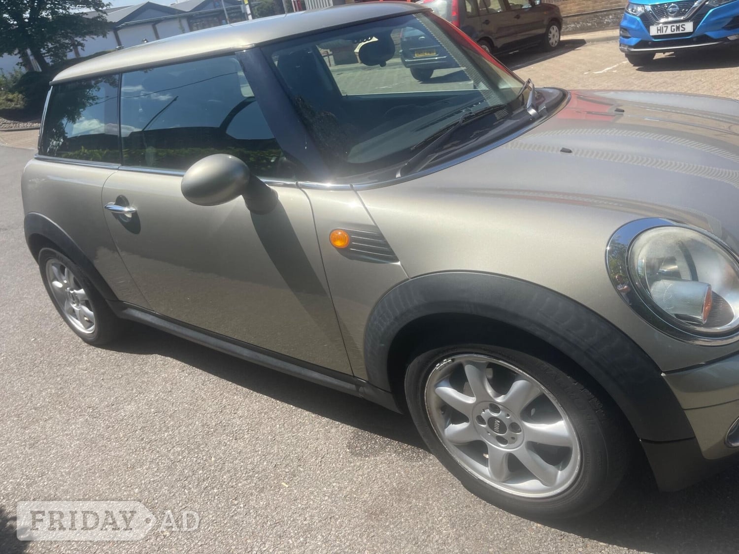 [ berth ]Mini Hatch