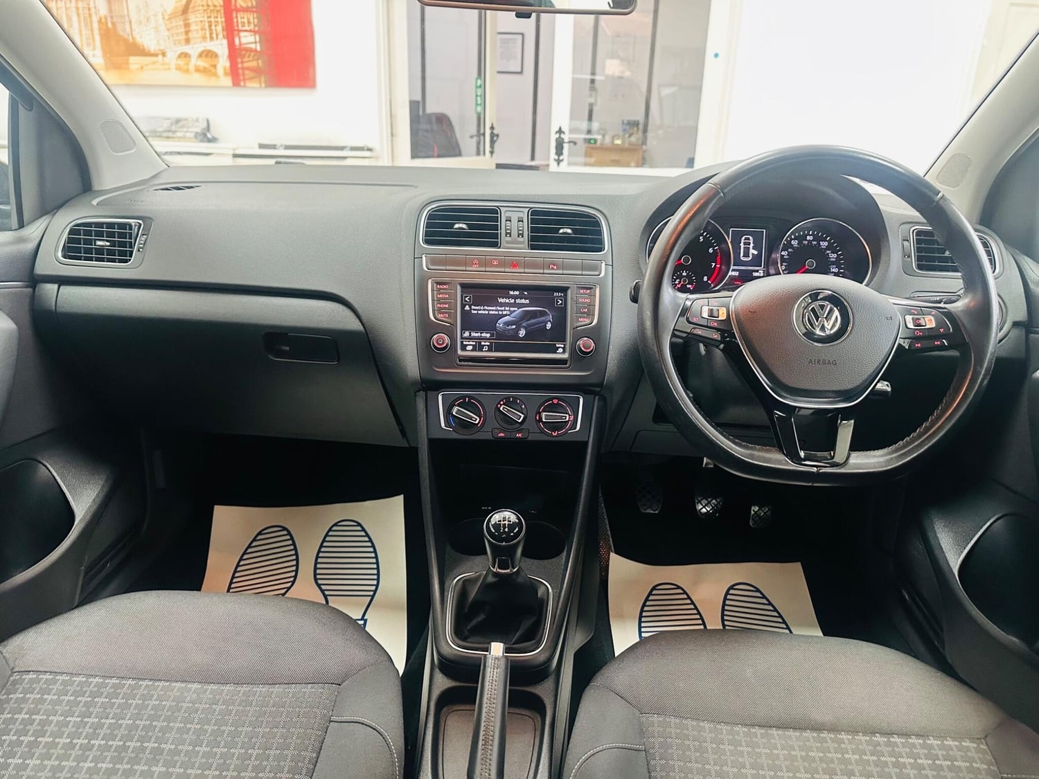 [ berth ]Volkswagen Polo