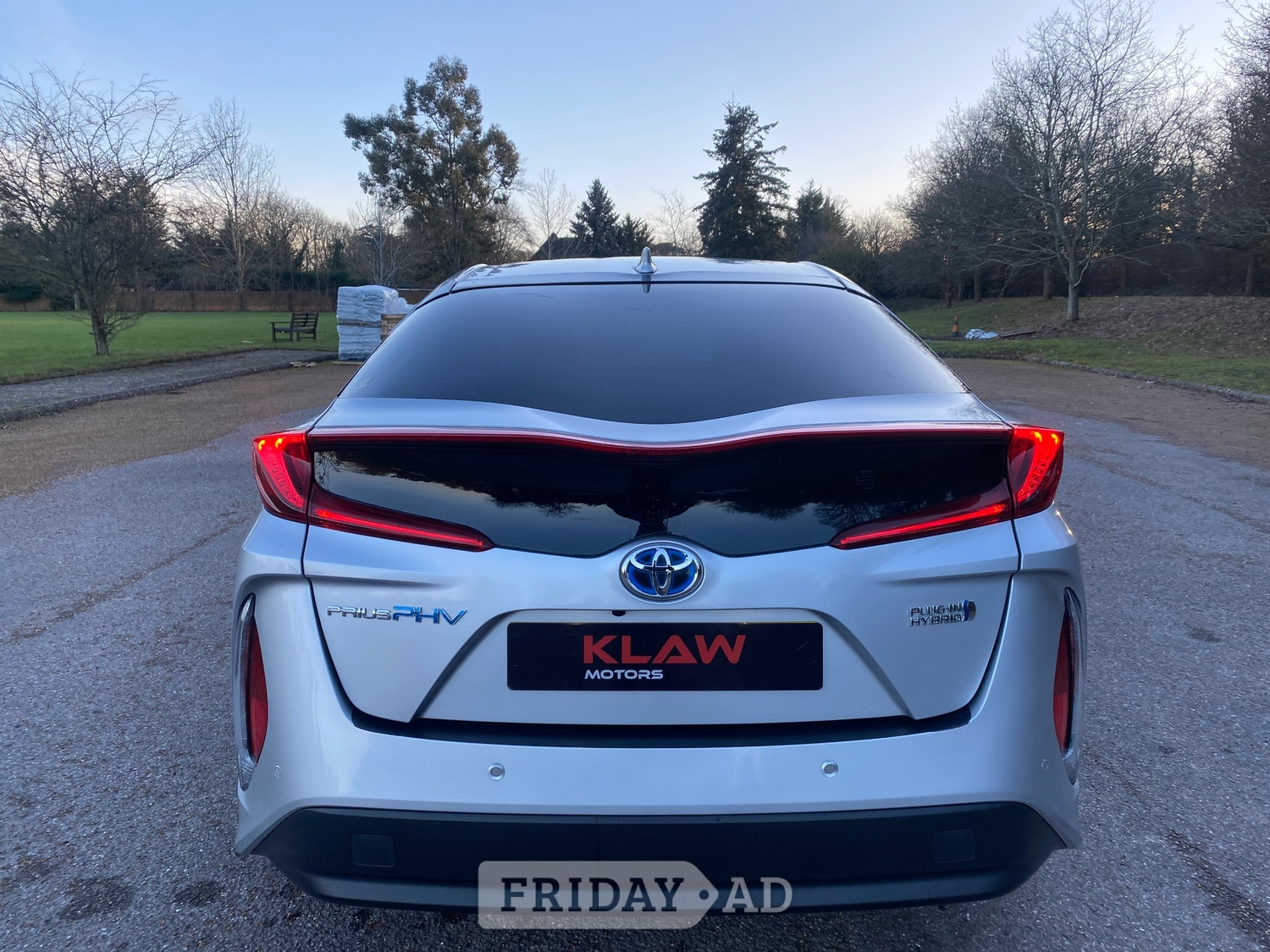 Toyota Prius 2020 - Cars in Slough