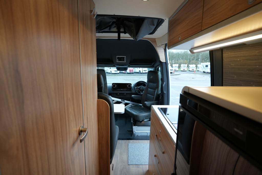 [4 berth ]Hymer Grand Canyon S 600
