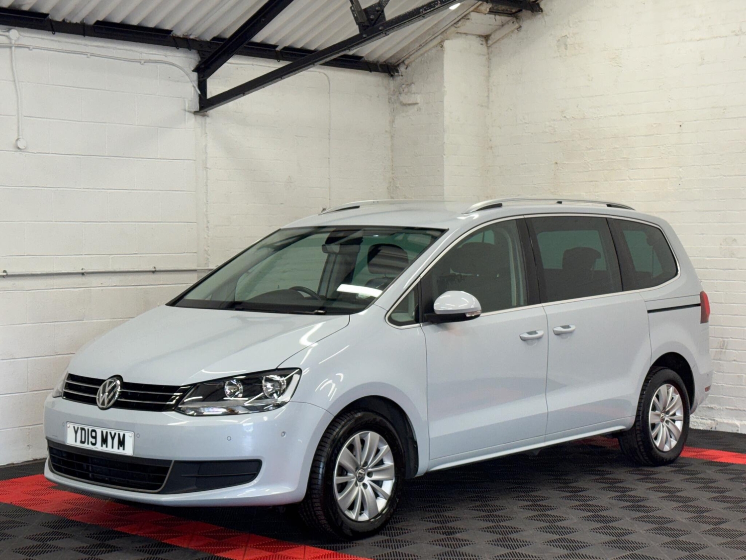 Volkswagen Sharan 2019 - Cars