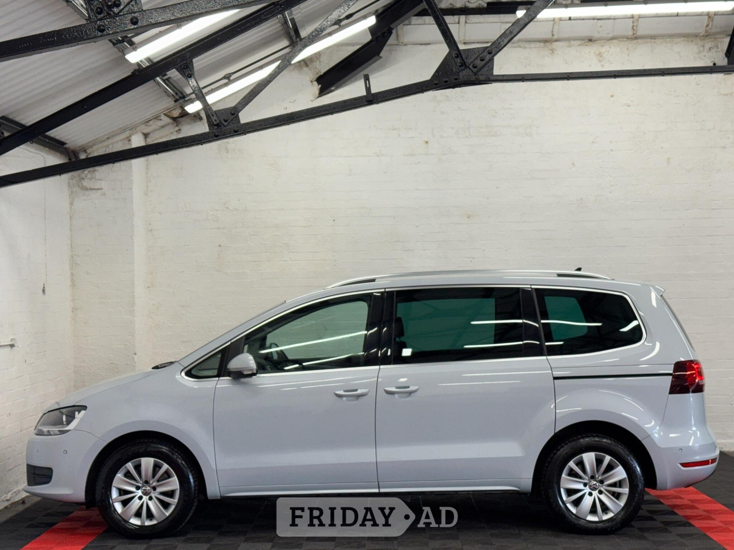 [ berth ]Volkswagen Sharan