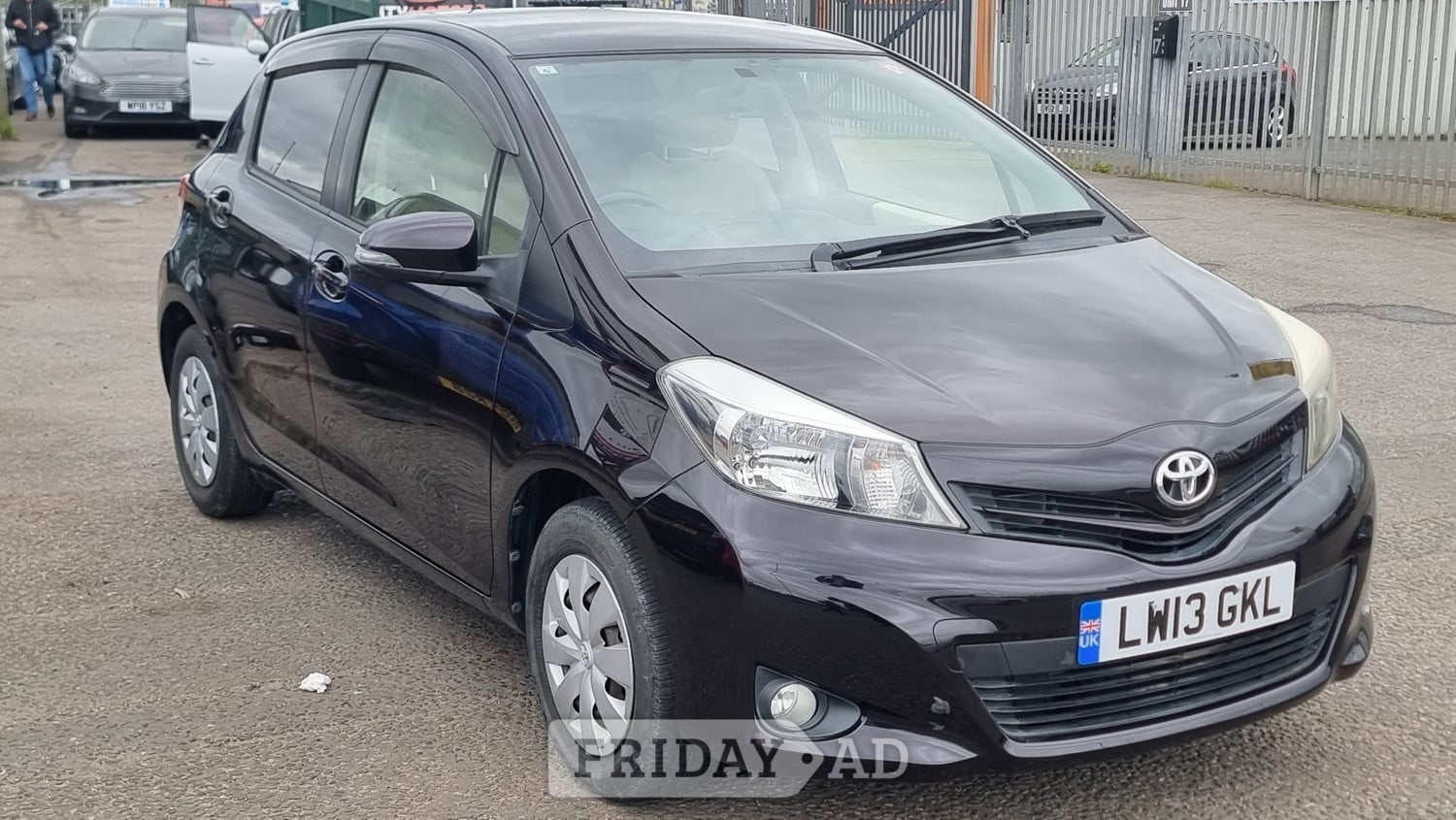 Toyota Yaris 2013 in Rainham