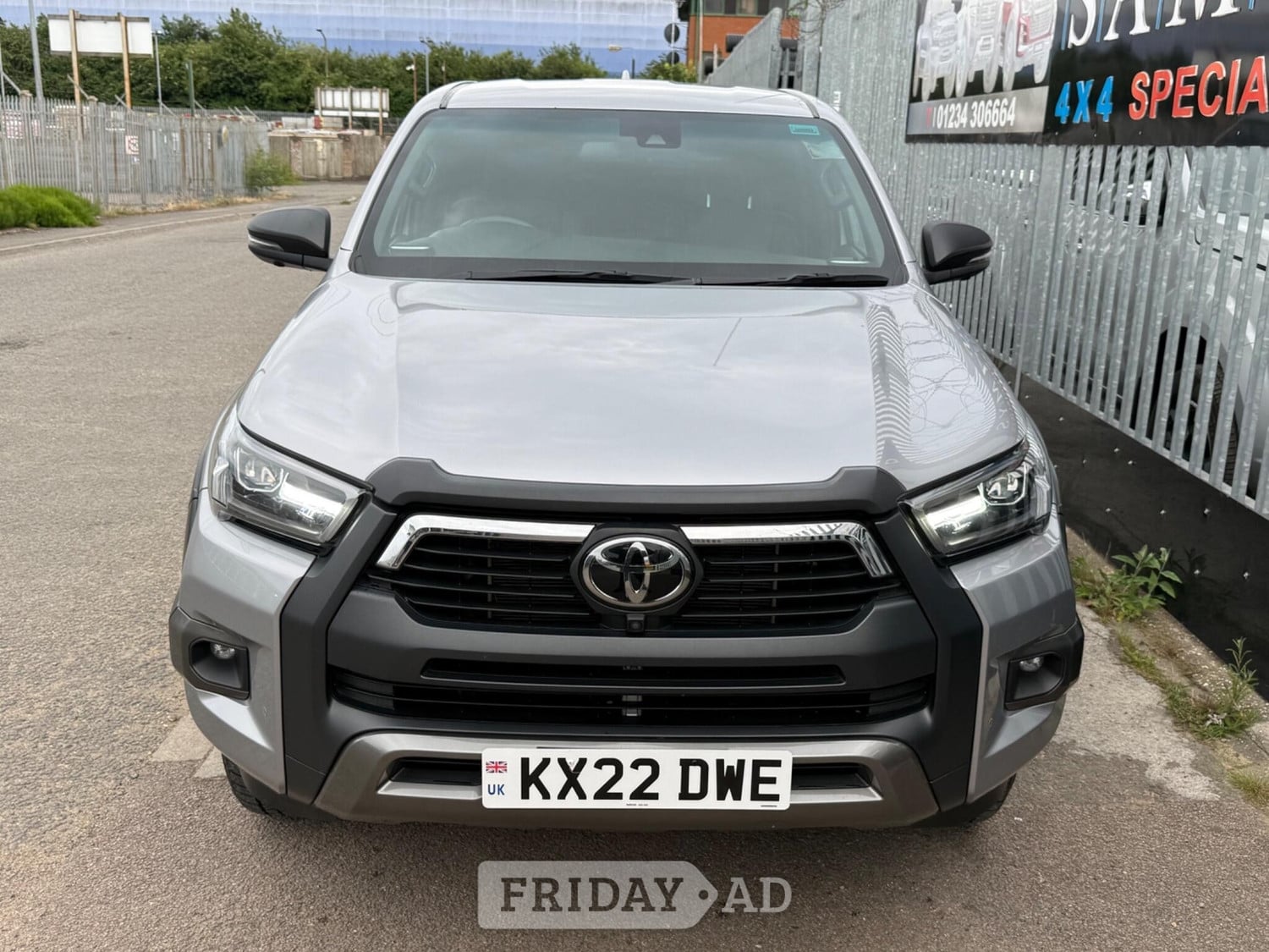 Toyota Hilux Bedford