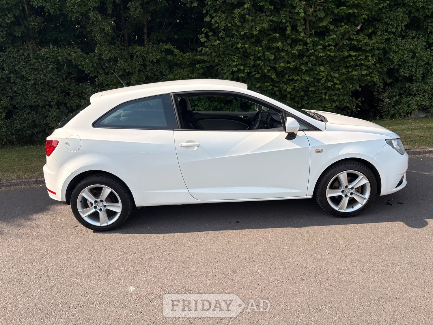 [ berth ]SEAT Ibiza