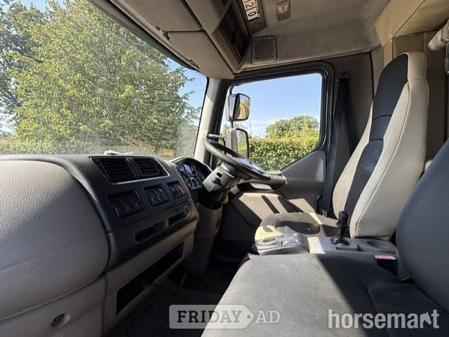 Bettaney  Elite DAF LF 160 Automatic Horsebox - Trailers & Horseboxes