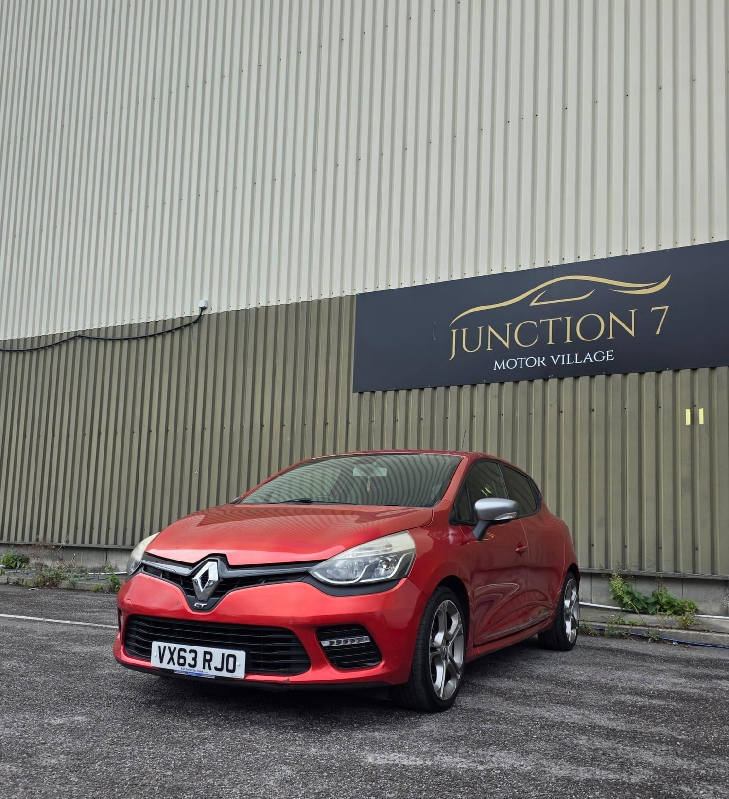 [ berth ]Renault Clio
