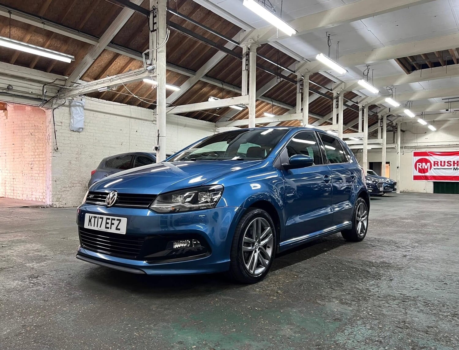 Volkswagen Polo 2017 - Cars in Rushden