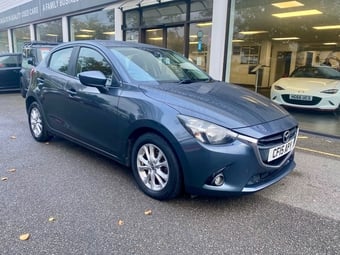Mazda Mazda2 2015