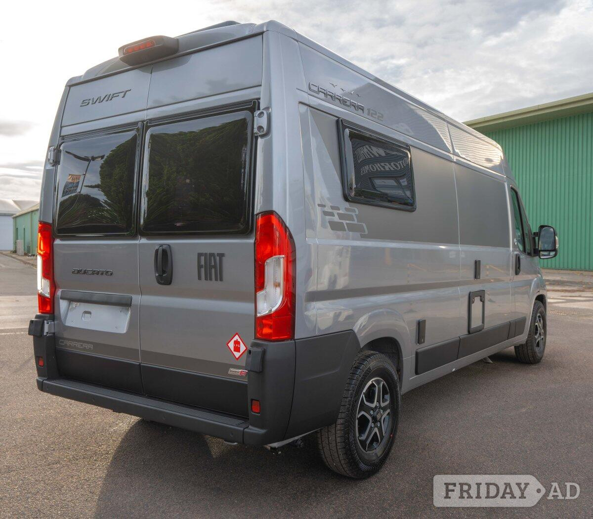 [2 berth ]Swift Carrera 122