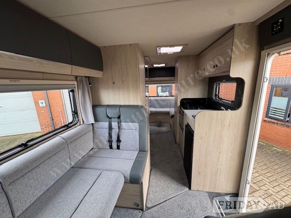 Auto-Trail Expedition C72 2026 for sale - Motorhomes & Caravans in Northampton