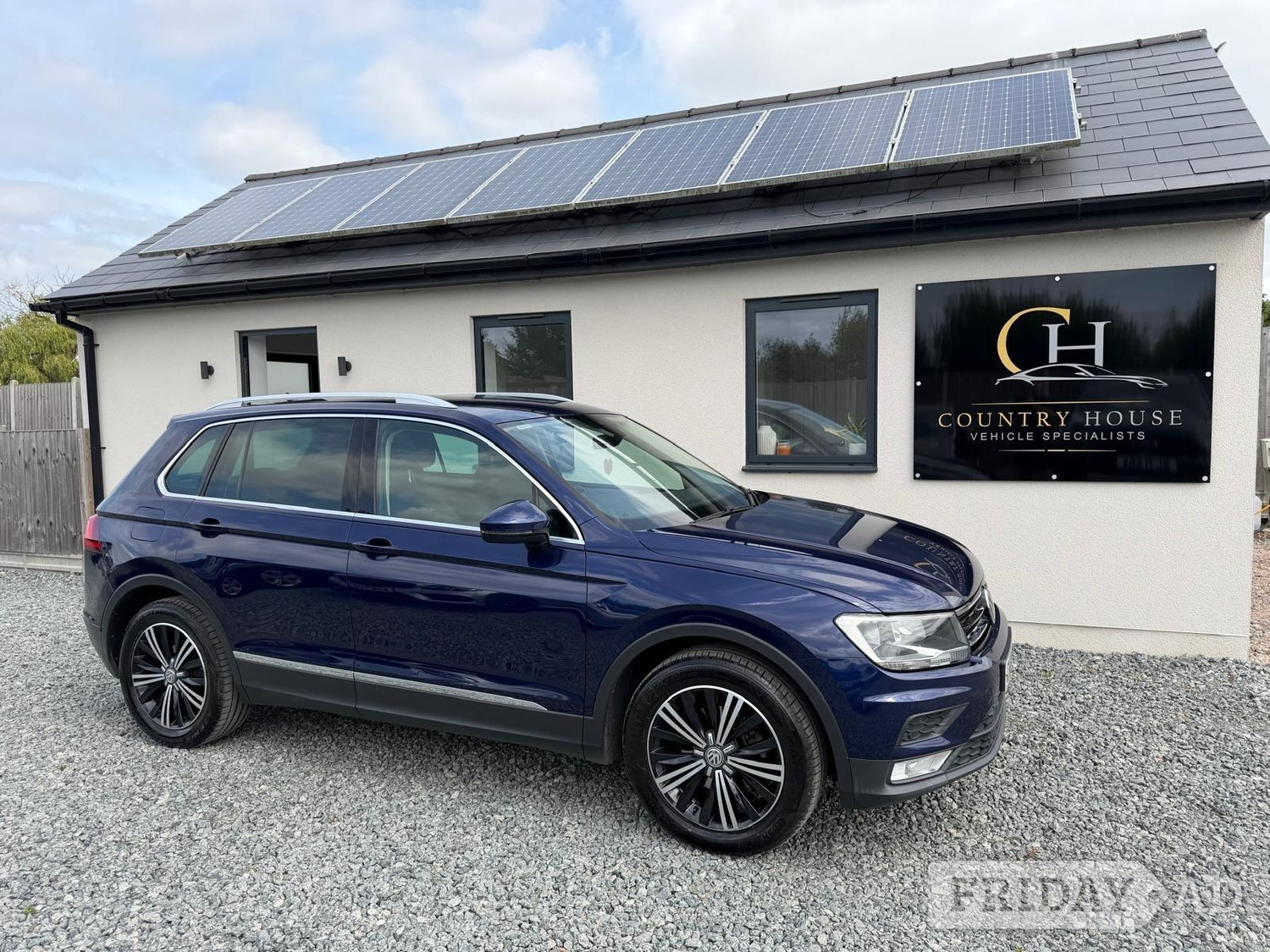 Volkswagen Tiguan 2016 - Cars
