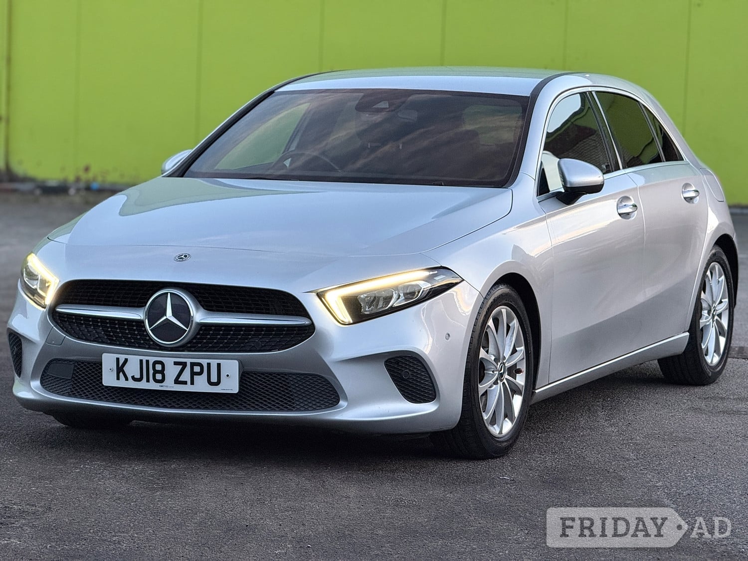 [ berth ]Mercedes-Benz A Class