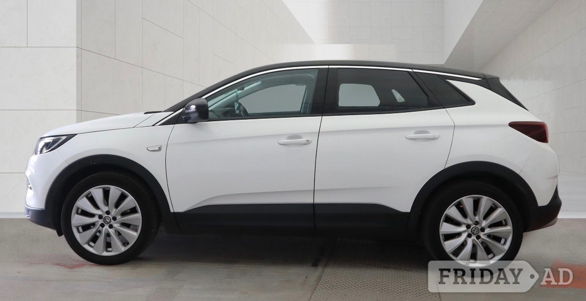 [ berth ]Vauxhall Grandland X