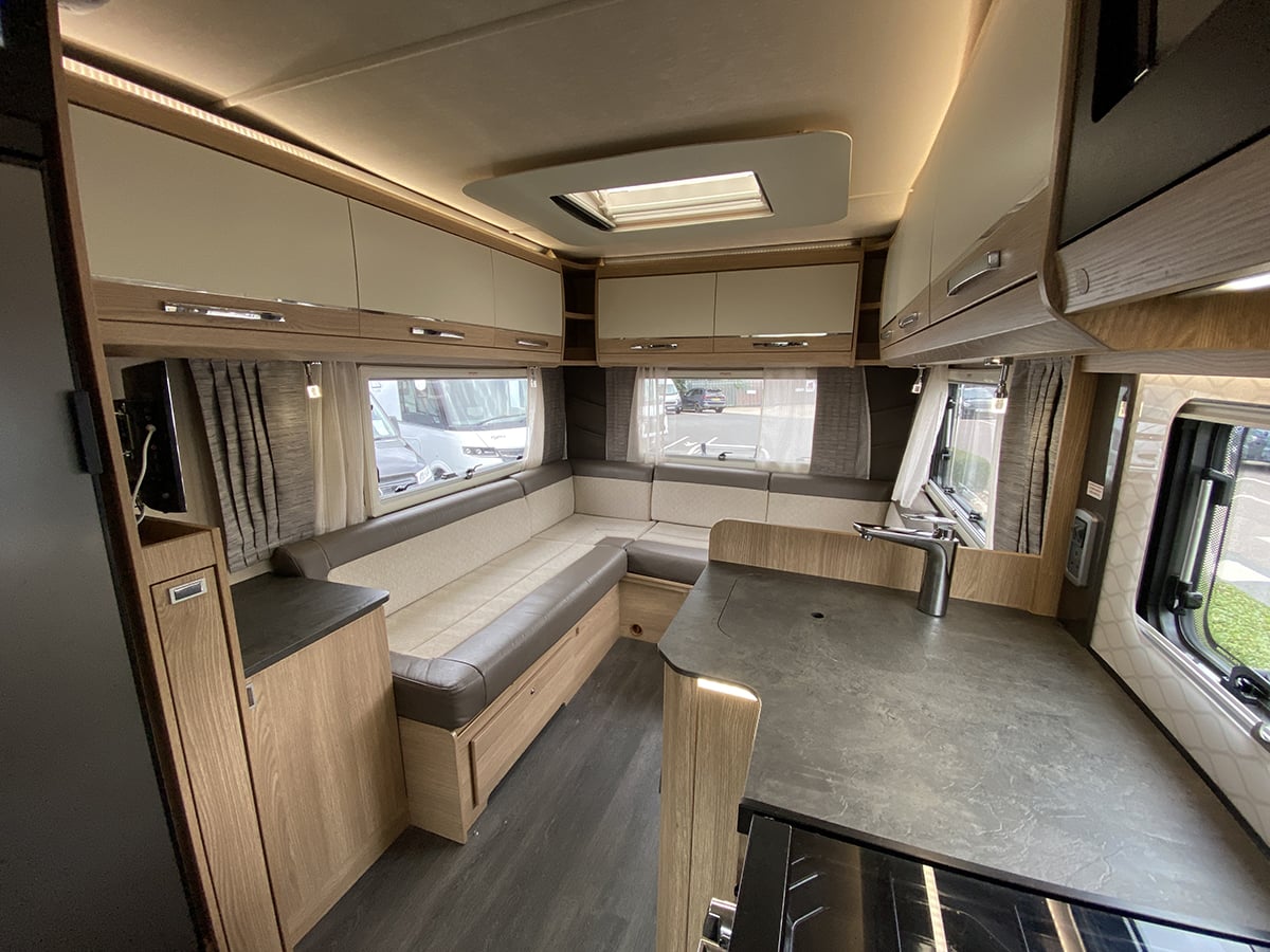 Auto-Trail Tracker RL 2021 for sale - Motorhomes & Caravans in Newark