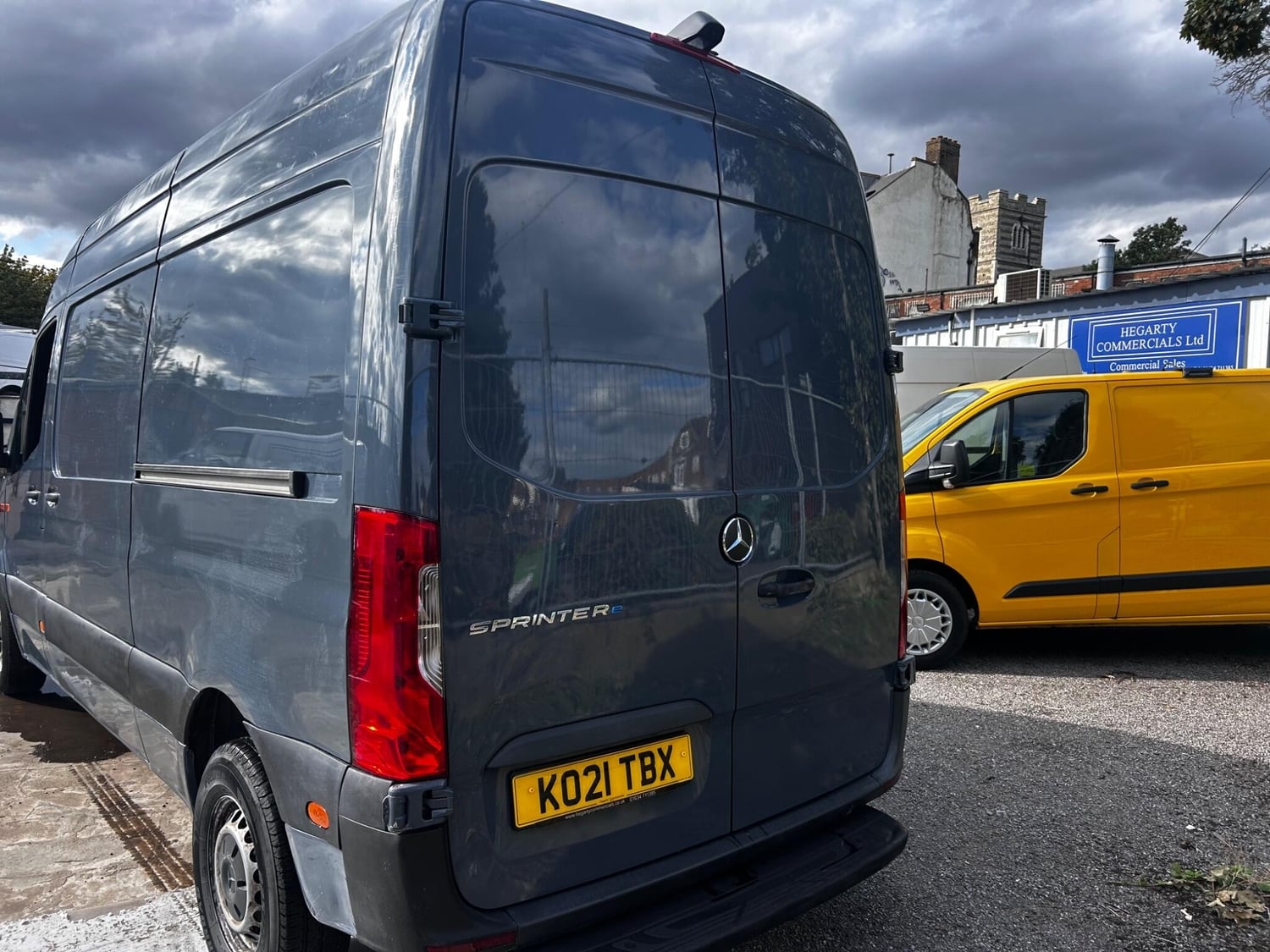 Mercedes-Benz E Class 2021 - Vans & Commercial Vehicles