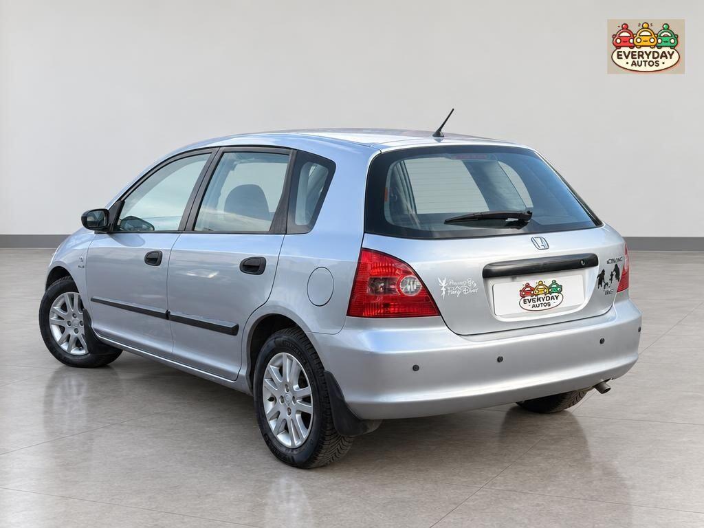 Honda Civic 2003 - Cars