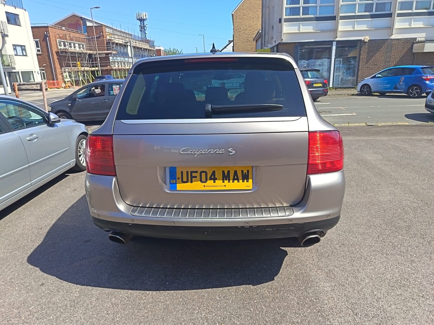Porsche Cayenne 2004 - Cars in Benfleet