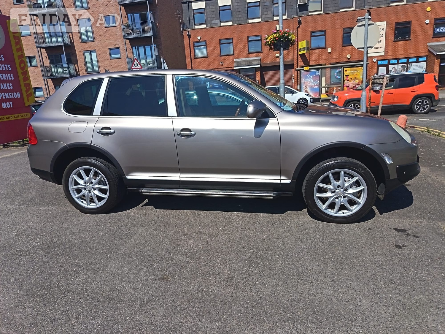 [ berth ]Porsche Cayenne