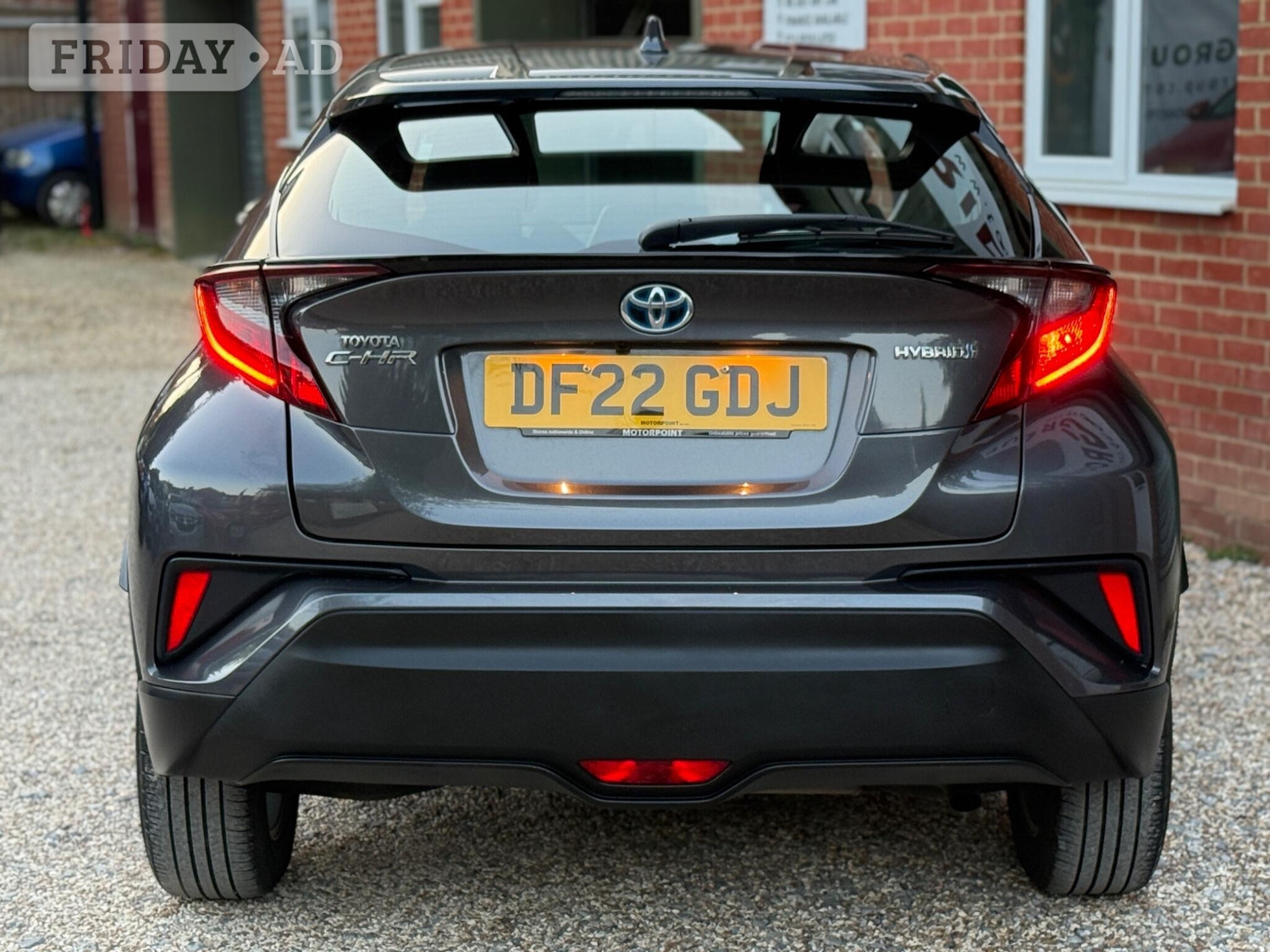 Toyota C-HR 2022 - Cars in Crowthorne