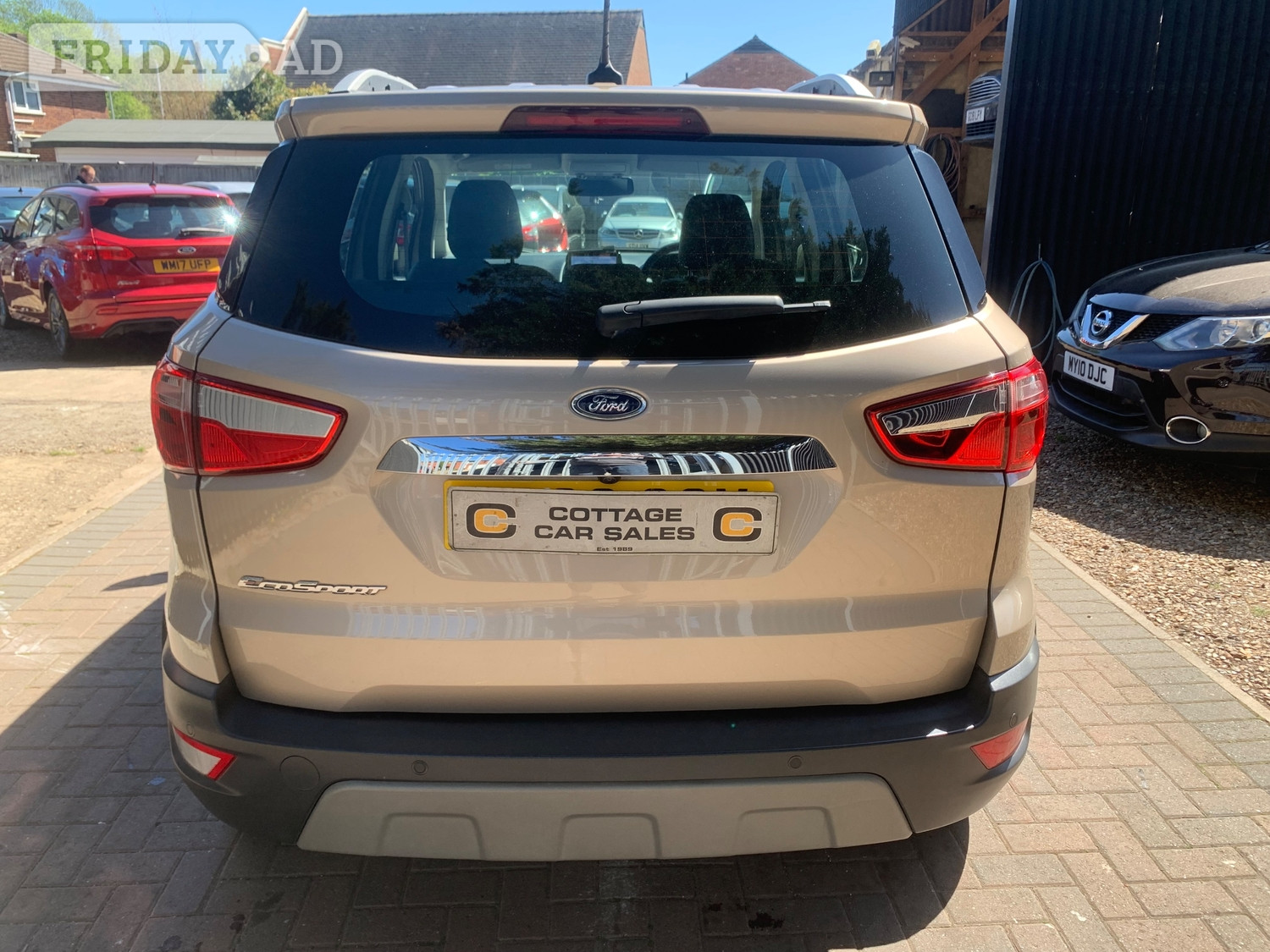 [ berth ]Ford Ecosport