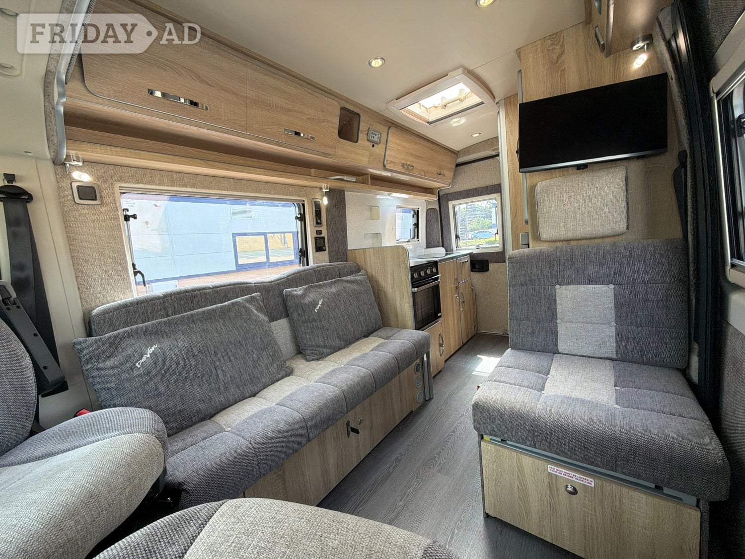 Devon Colorado 2018 - Motorhomes & Caravans in Paignton