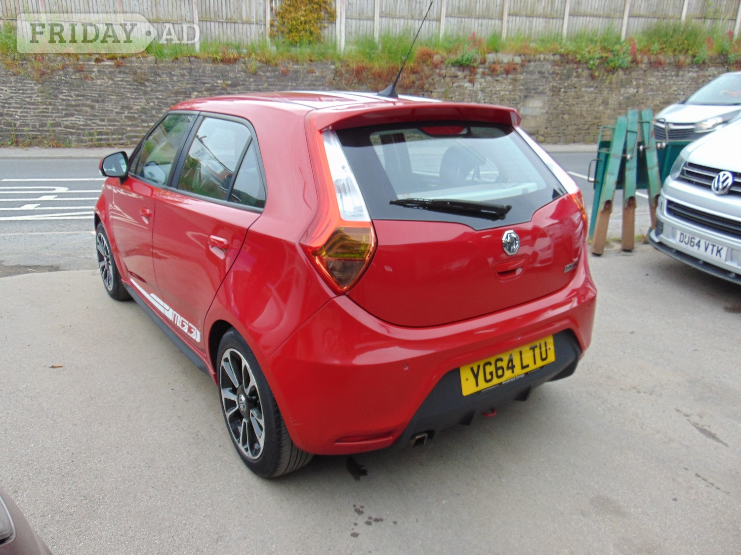 [ berth ]MG MG3