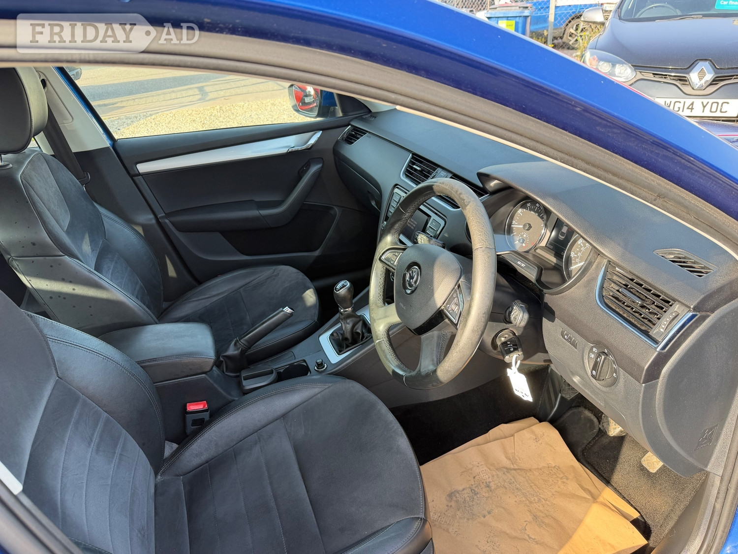[ berth ]Skoda Octavia