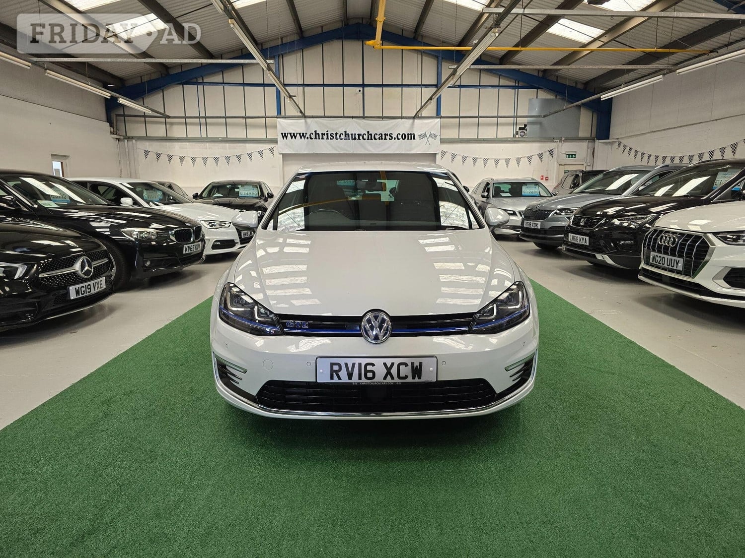Volkswagen Golf 2016 - Cars