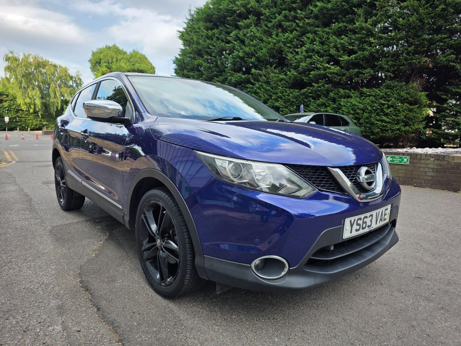 Nissan Qashqai 2014 - Cars