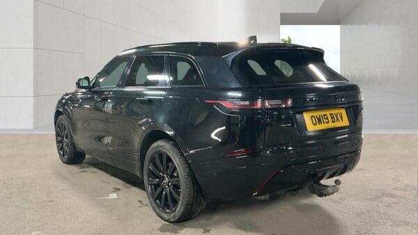 [ berth ]Land Rover Range Rover Velar