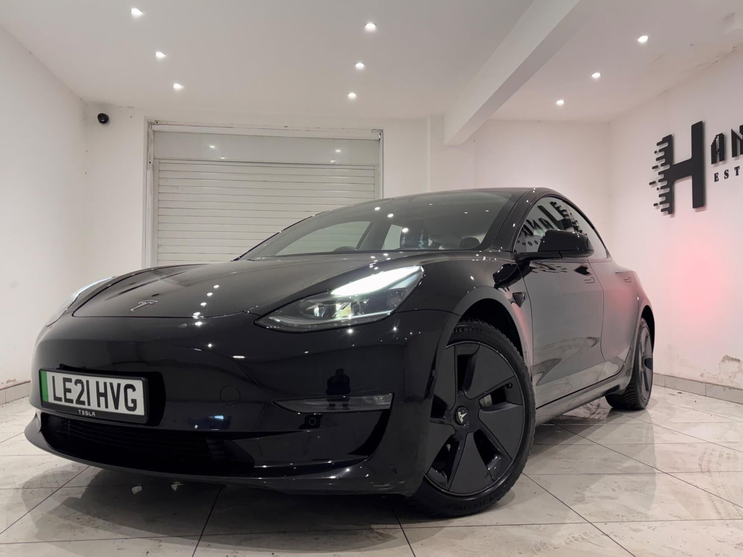 Tesla Model 3 2021 - Cars in Hounslow