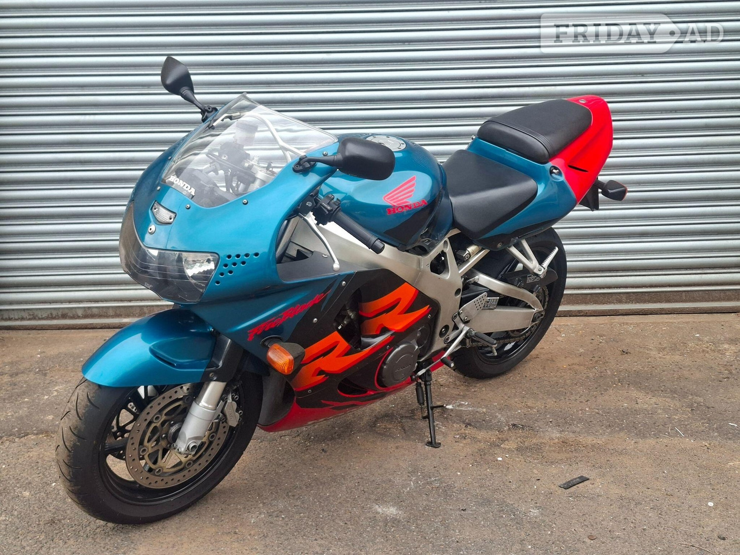 [ berth ]Honda CBR900