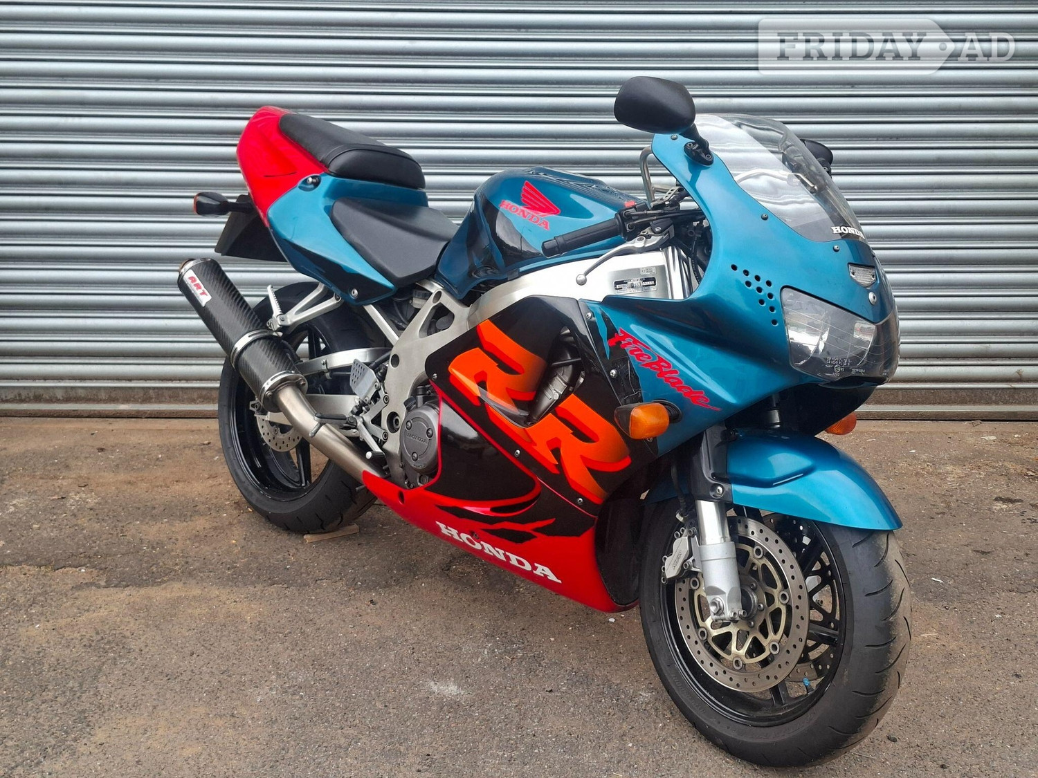 Honda CBR900 1999 in Motherwell