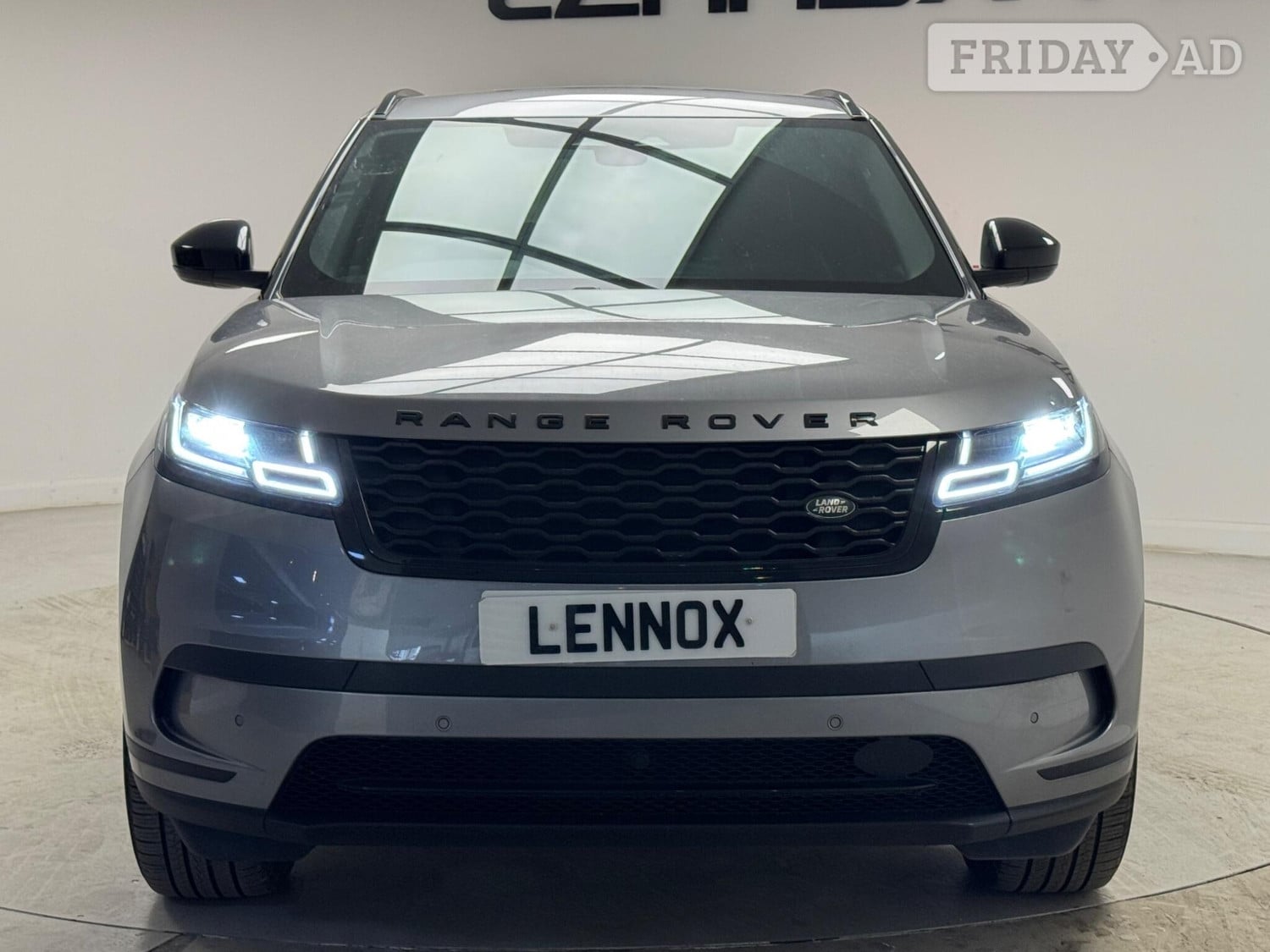Land Rover Range Rover Velar Brent