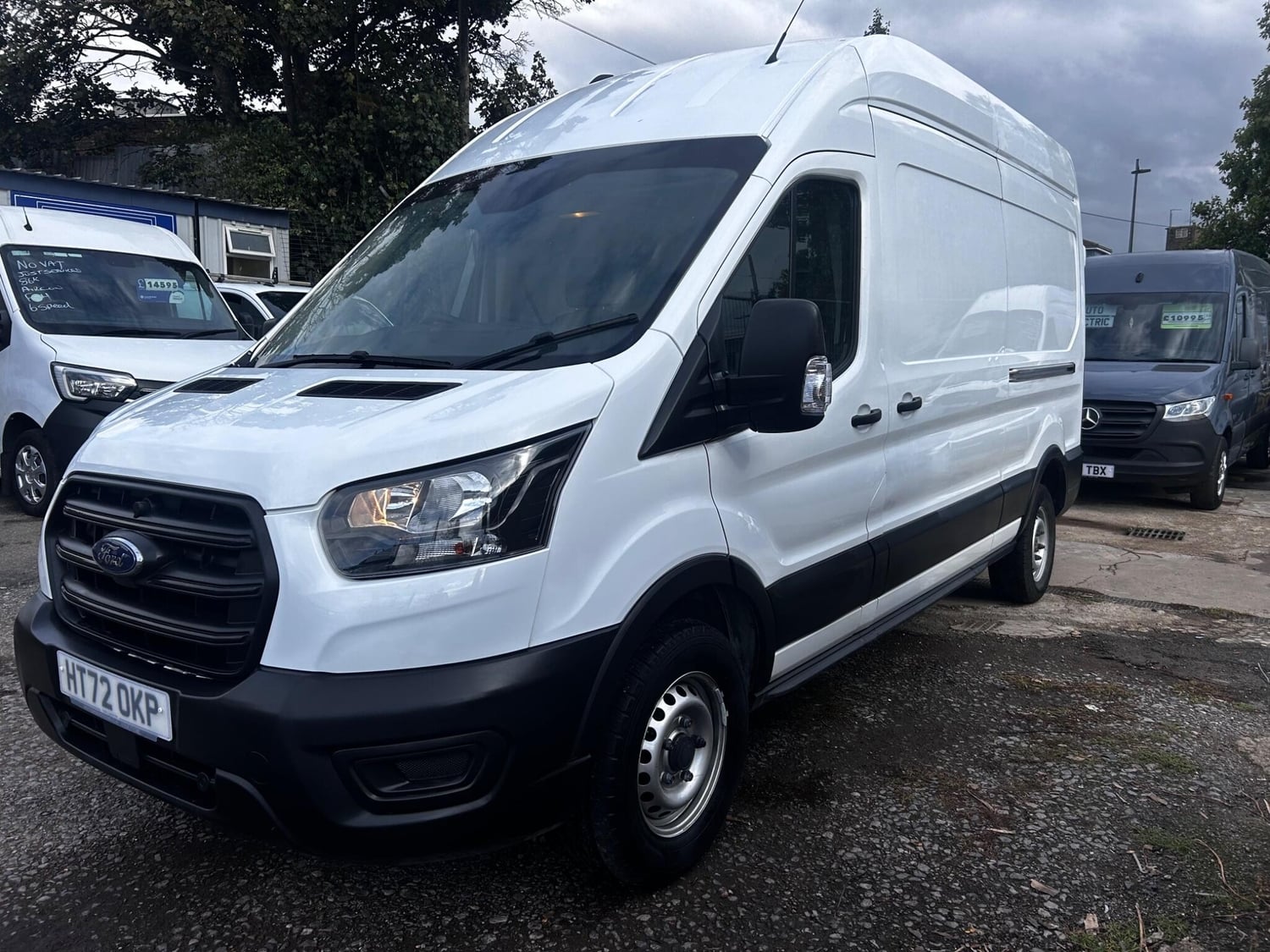 [ berth ]Ford Transit
