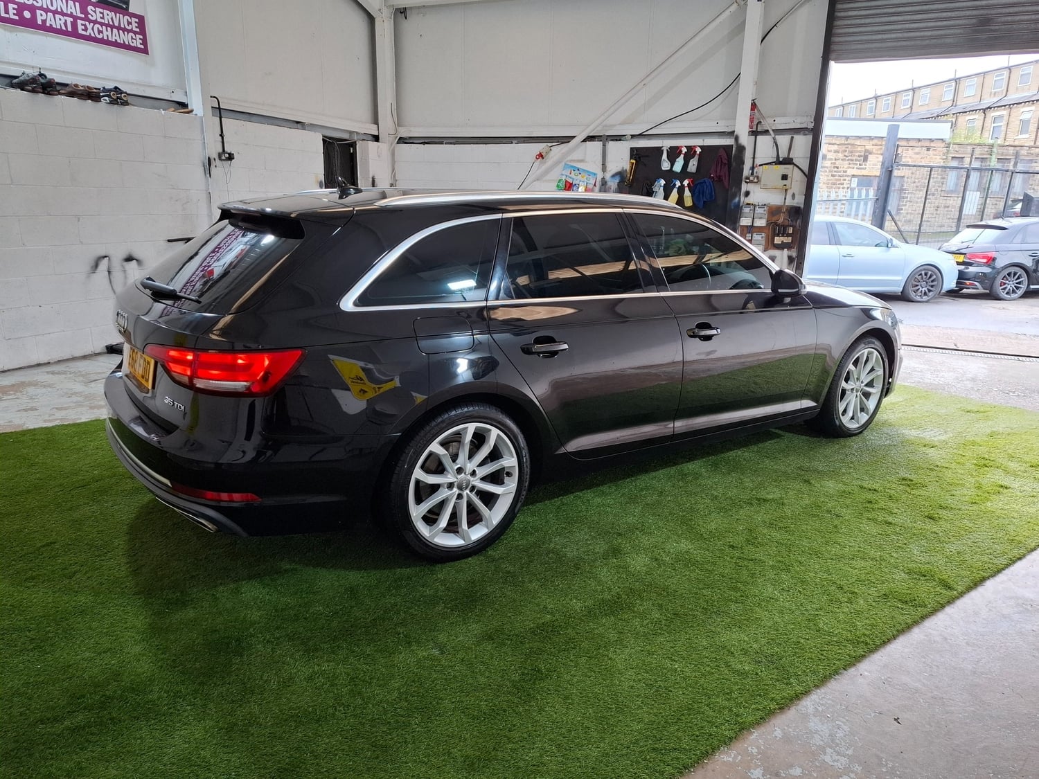 [ berth ]Audi A4 Avant