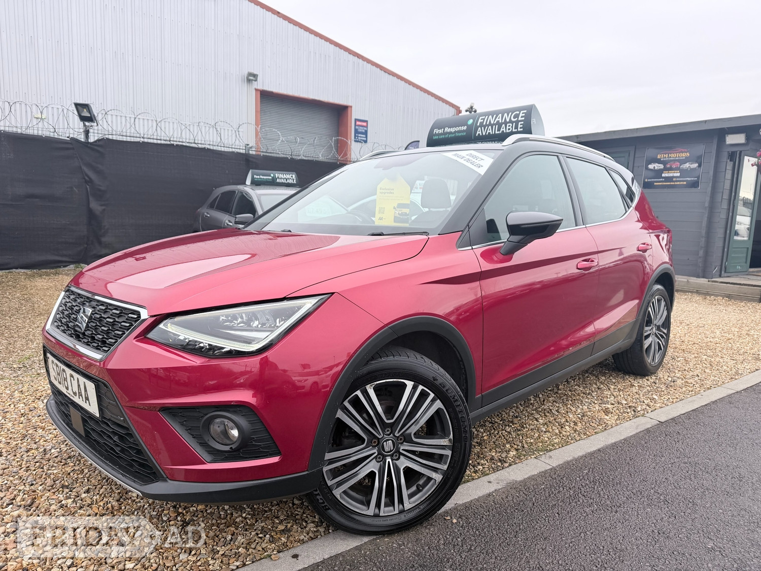 [ berth ]SEAT Arona
