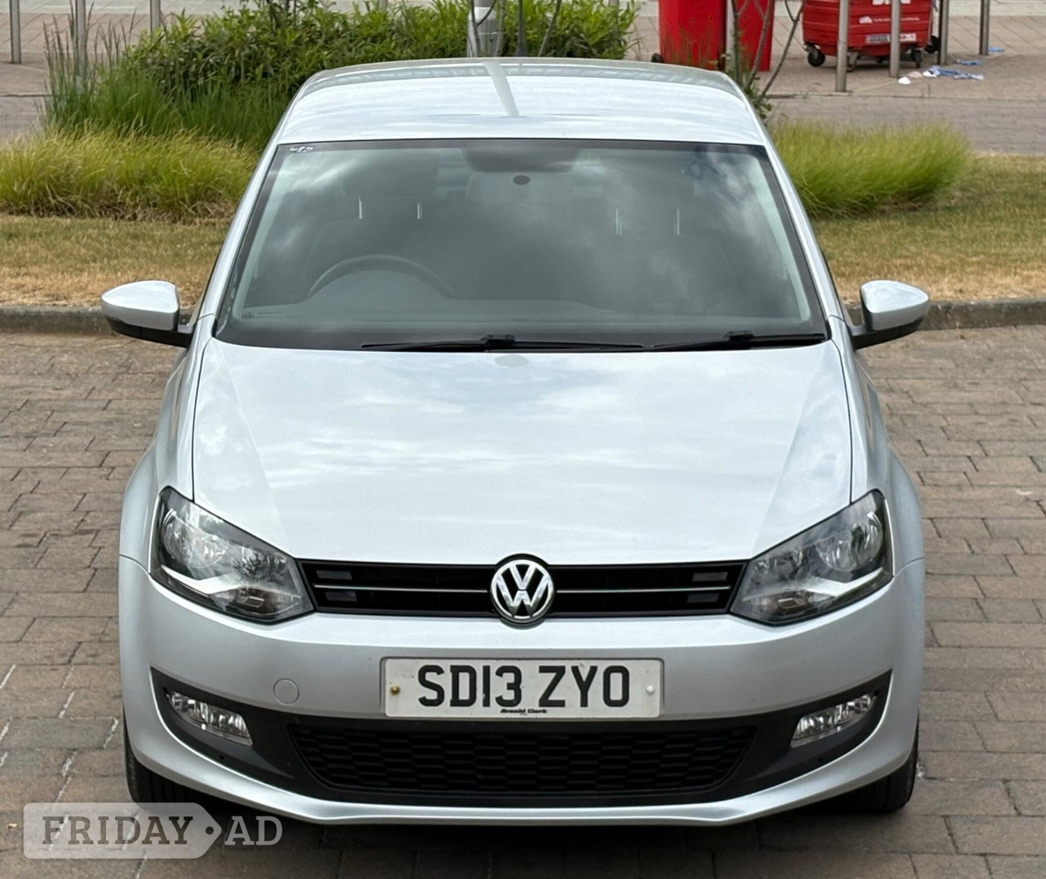 Volkswagen Polo 2013 - Cars