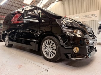 Toyota Vellfire 2013
