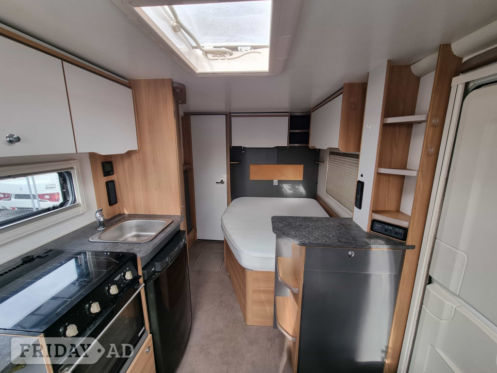 [4 berth ]Bailey Discovery D4-4